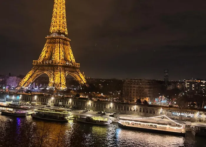 Daire Face A La Tour Eiffel *